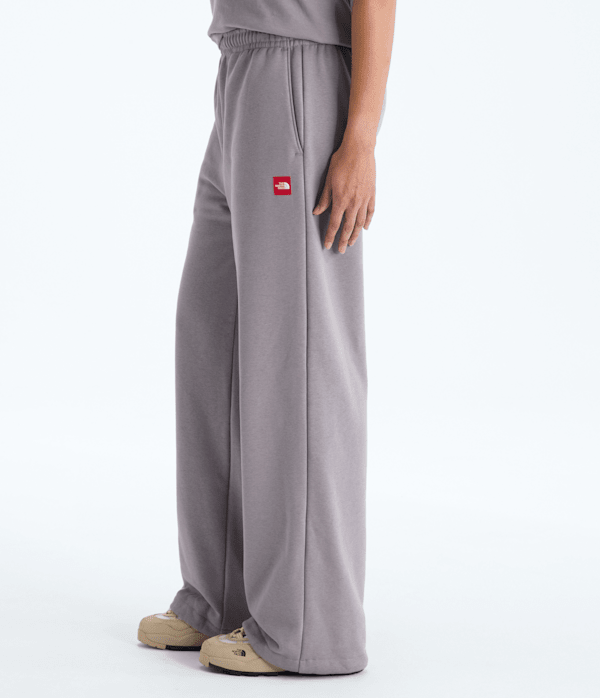 Womens TNF Red Box Sweatpants TNF MODEL34