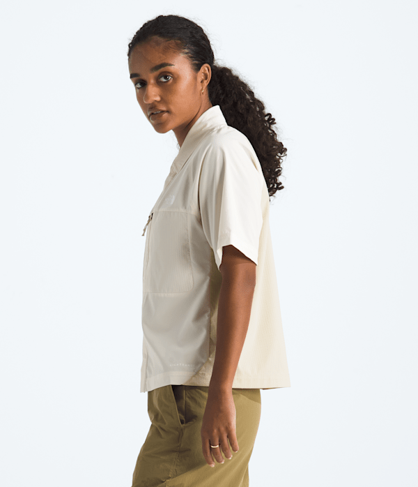 Womens Trail LIGHTRANGE ShortSleeve Shirt TNF White DuneDesert Stone MODEL34